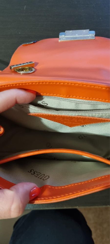 Чанта Guess LUXE