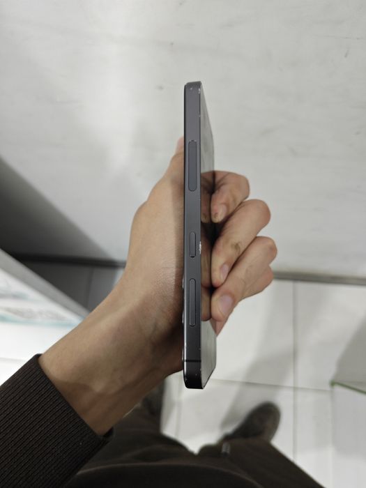 Samsung s24 8 Ram 128 rom imei royxatdan otmagan Q