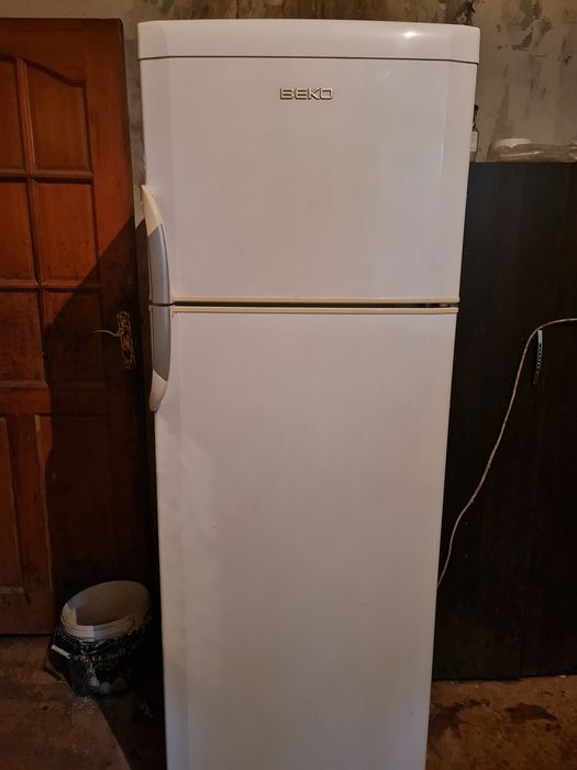 Продам холодильник б/у в хорошем состоянии