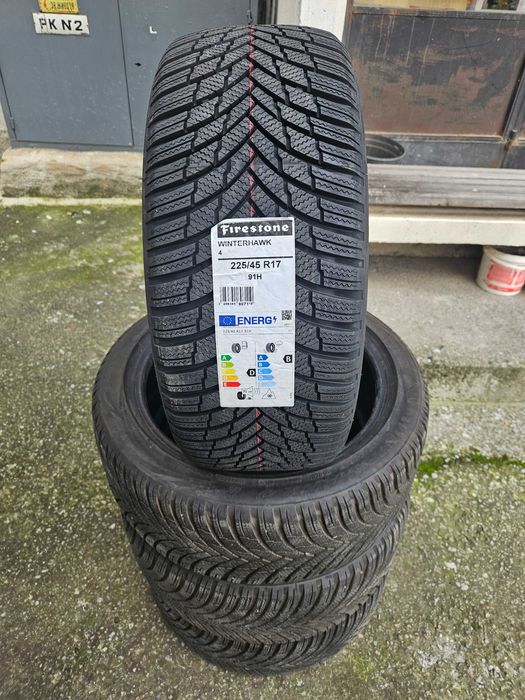4 бр. Зимни  гуми  FIRESTONE  225/45/17  DOT  2623/2525  г.