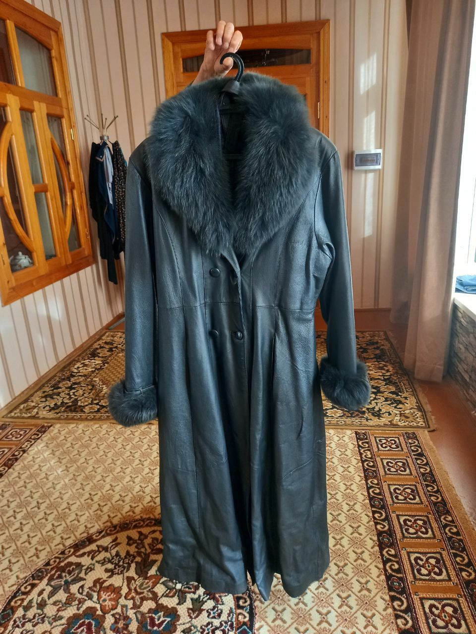 Кожаные плащ утеплённые
