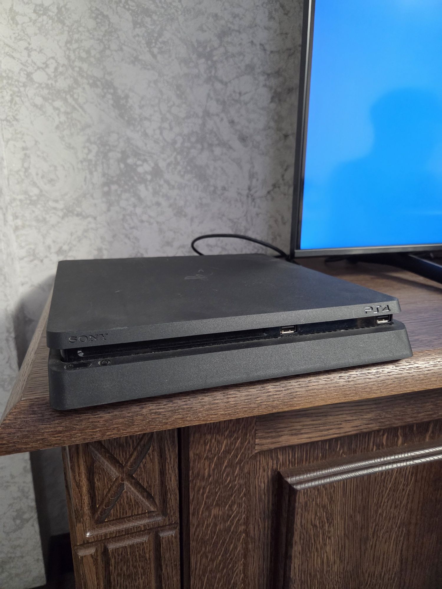 Ps4 500гигов в хорошем состоянии