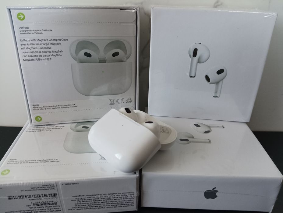 Безжични слушалки Apple Airpods 3 gen