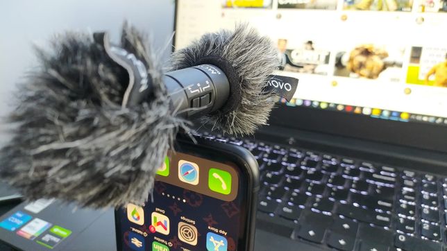 Microfon Movo DoubleMic Di pentru iphone si ipad- ideal pentru vlogger