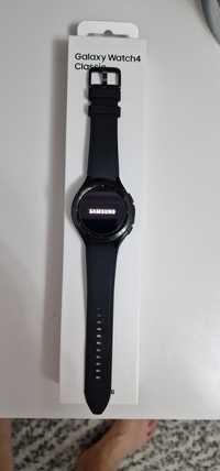 Samsung Galaxy Watch4
Classic