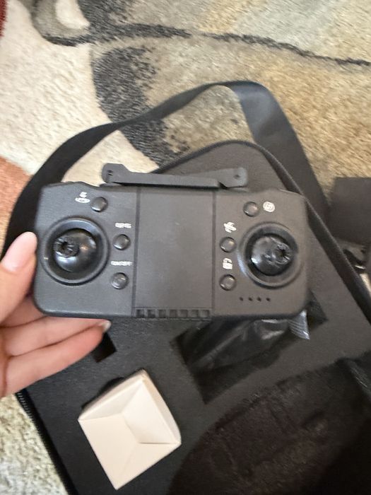 Дрон с gps позициониране