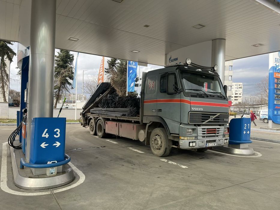 Камион с кран за София и страната