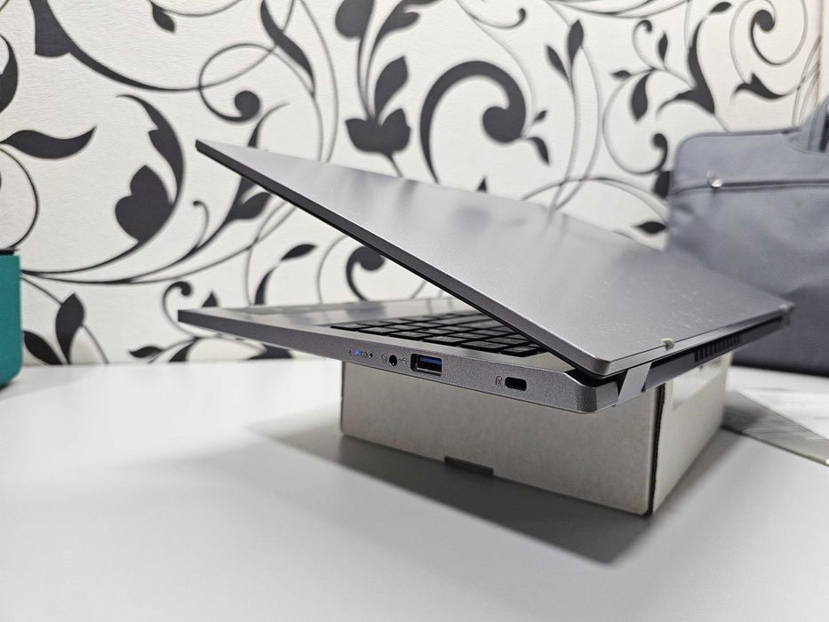ПРОДАМ Acer Aspire 515 / 2025 Ноутбук Core™ i3-1315U / 13-ПОКОЛЕНИЯ.