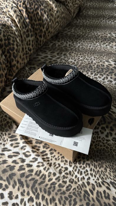 Ugg Tazz Negrii