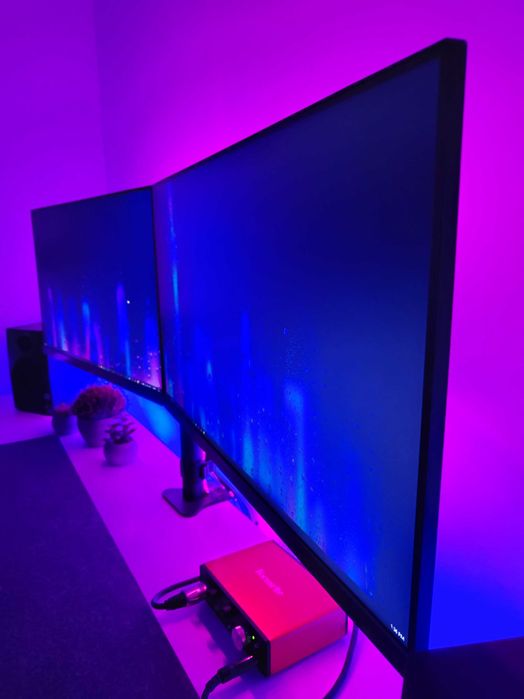 2 monitoare Samsung 24" impecabile 10/10 estetic/functional