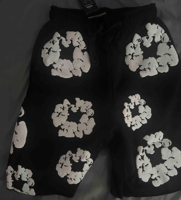 Pantaloni denim tears 1 la 1