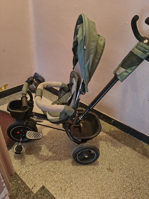 Триколка KIKAA BOO.