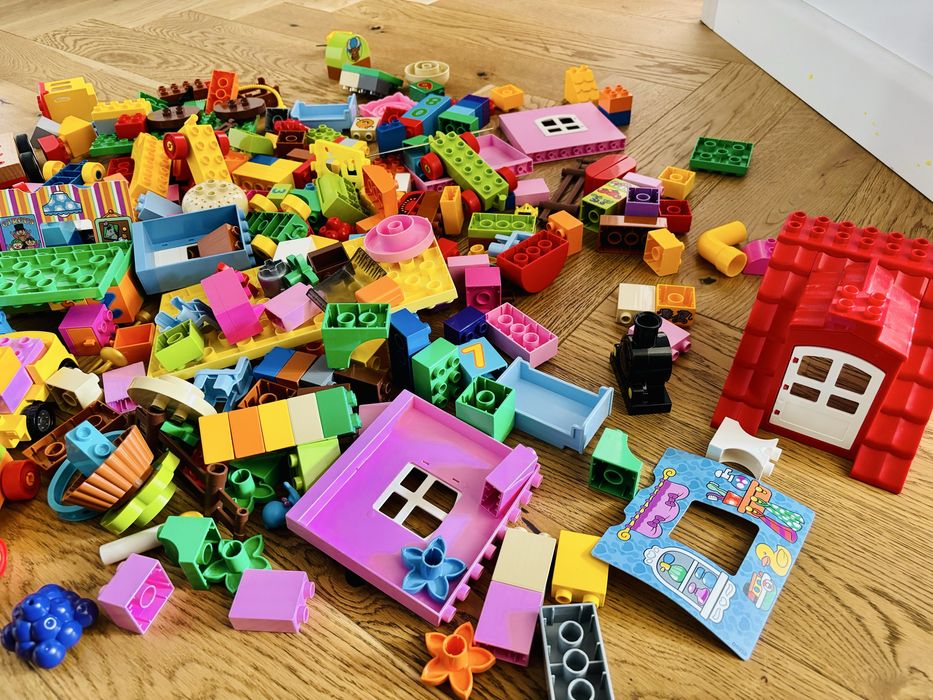 Piese si figurine originale lego duplo pentru constructii superbe