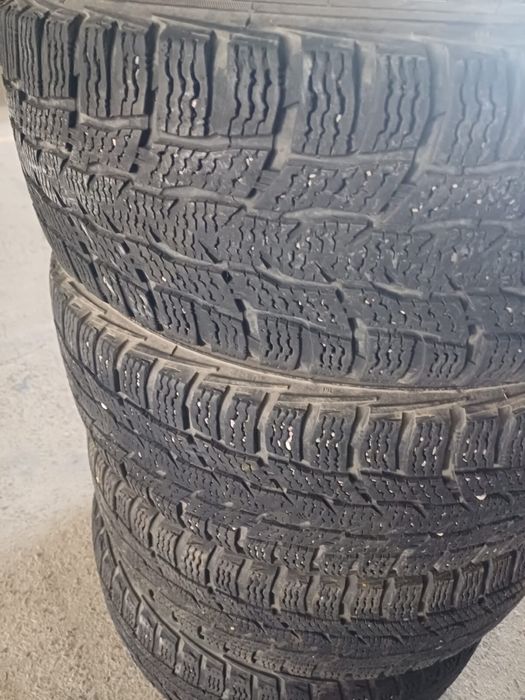 Nokian 205/65/16C