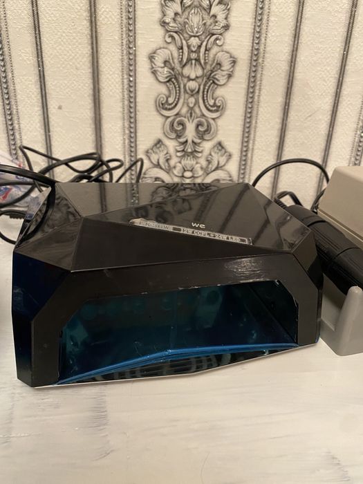 Лампа для маникюра