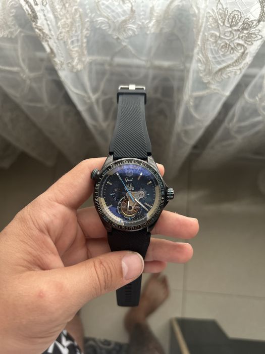 Tag Heuer Часовник