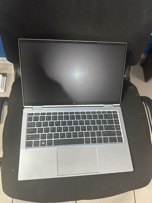 Vand laptop hp x360 1040 g7 i7 10610u 16gb ssd 512gb touch modem 4g