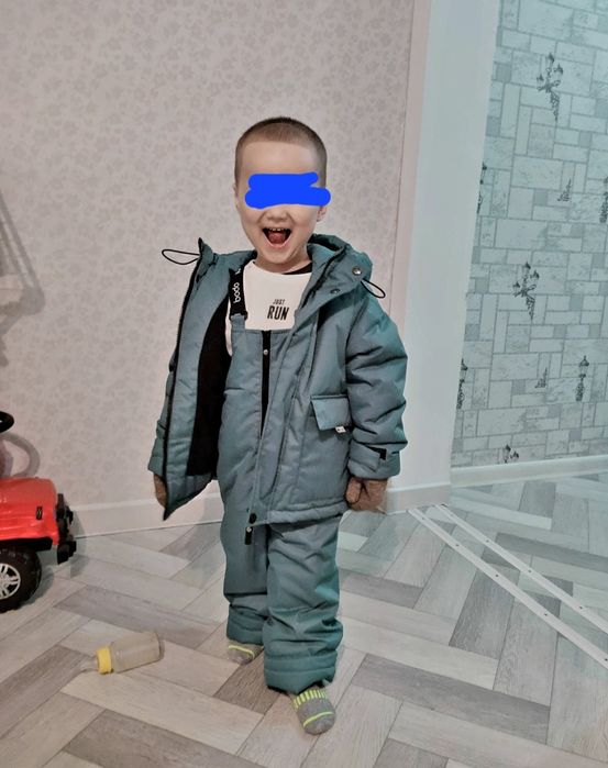 Продам детскую куртку