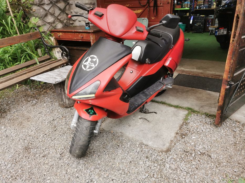 Scuter Bennelli 50cm