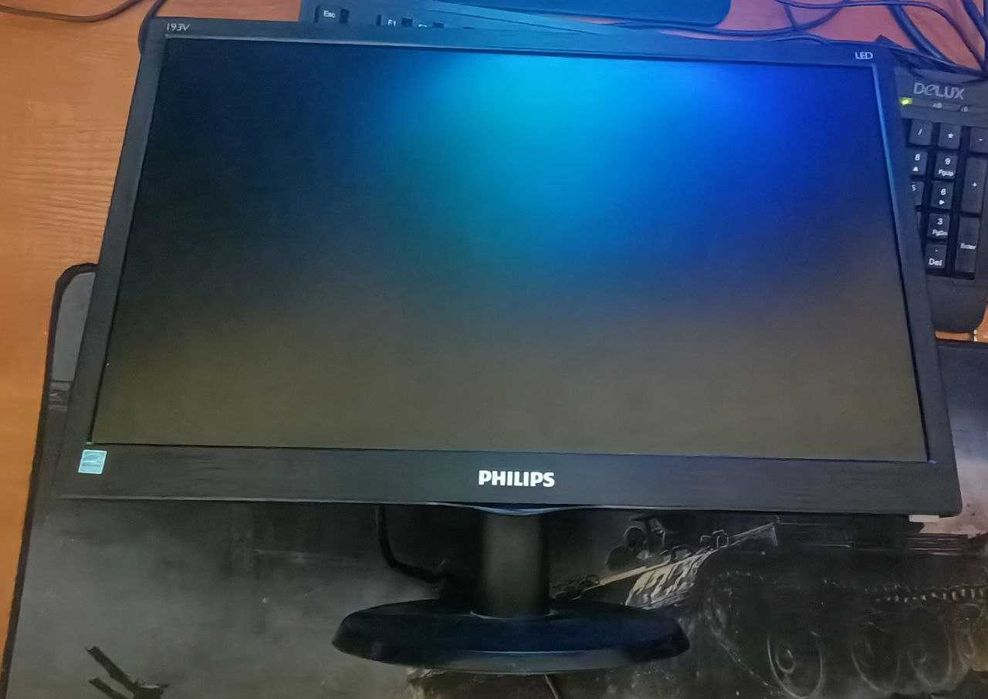 Монитор Phillips 19 дюймов