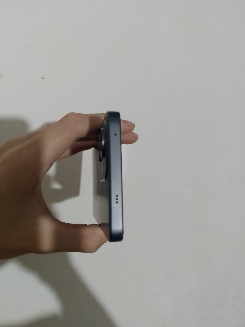 Oppo Reno 13F, 8/256, Ideal holatda