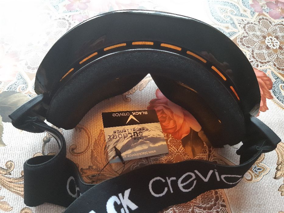 Нови каска UVEX и маска за ски