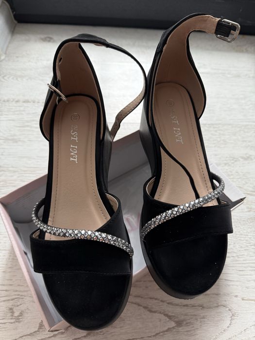 Sandale dama noi numarul 38…