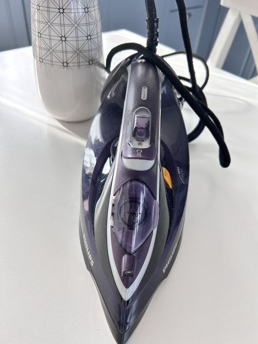 Fier de calcat Philips azur pro