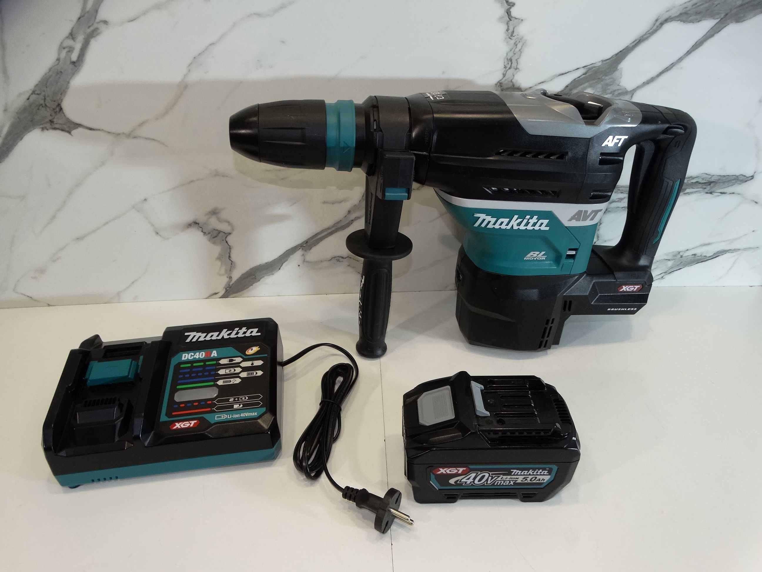 Makita HR 005 + 40 V / 5.0 Ah - Комбинирана машина XGT