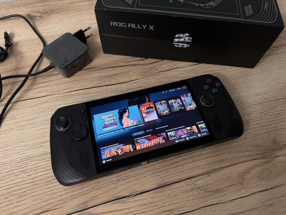 Продам приставку Asus ROG Ally X 1tb