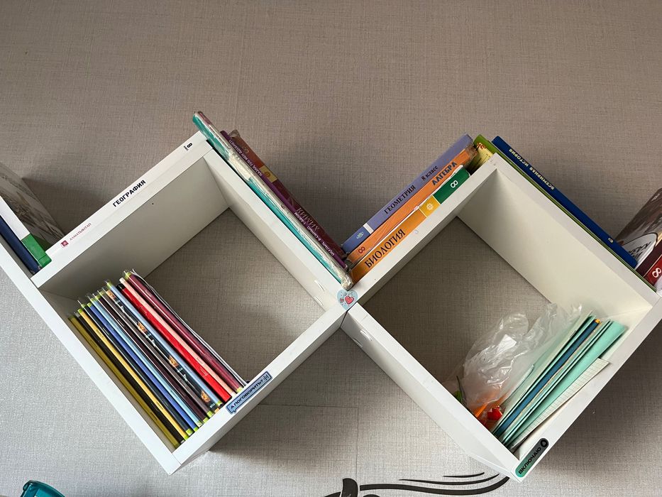 книжная полка настенная