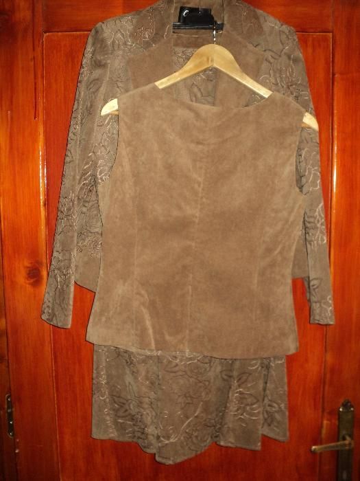 costum dama : sacou,vesta,fusta culoare crem-maro (capucino)-masura 40