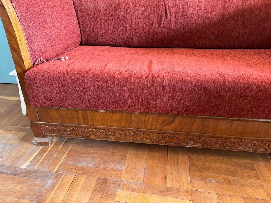 Старинни масивни мебели