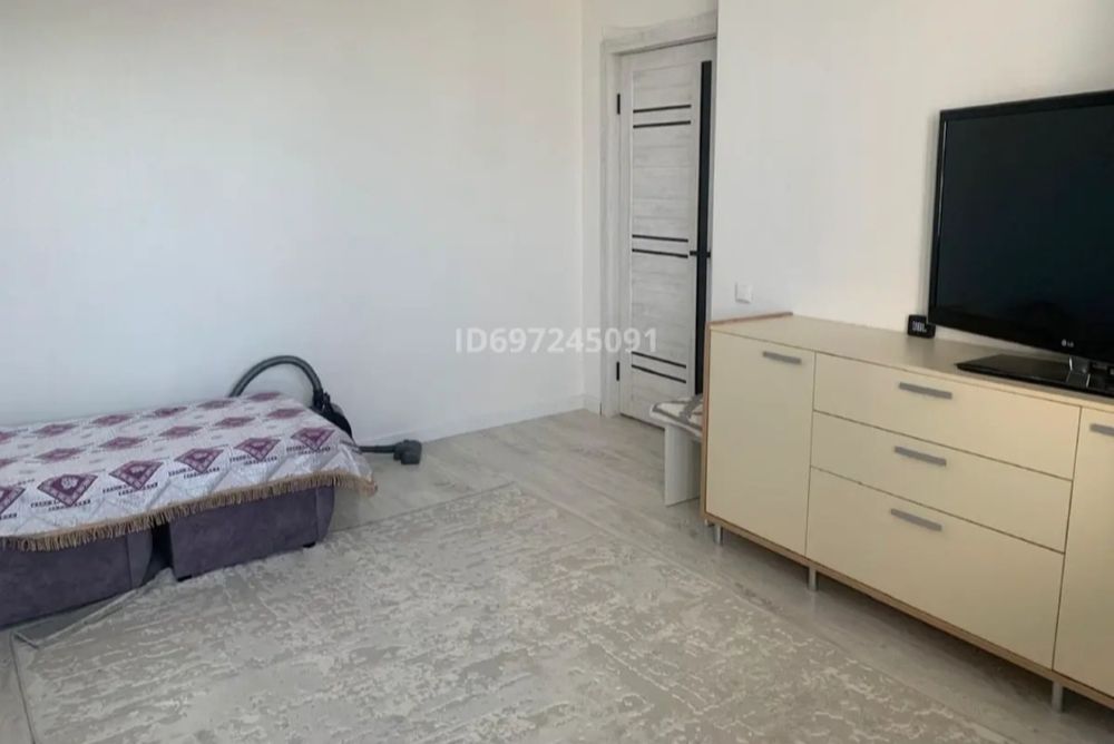 Продаётся 1 ком кв Темирбекова 2