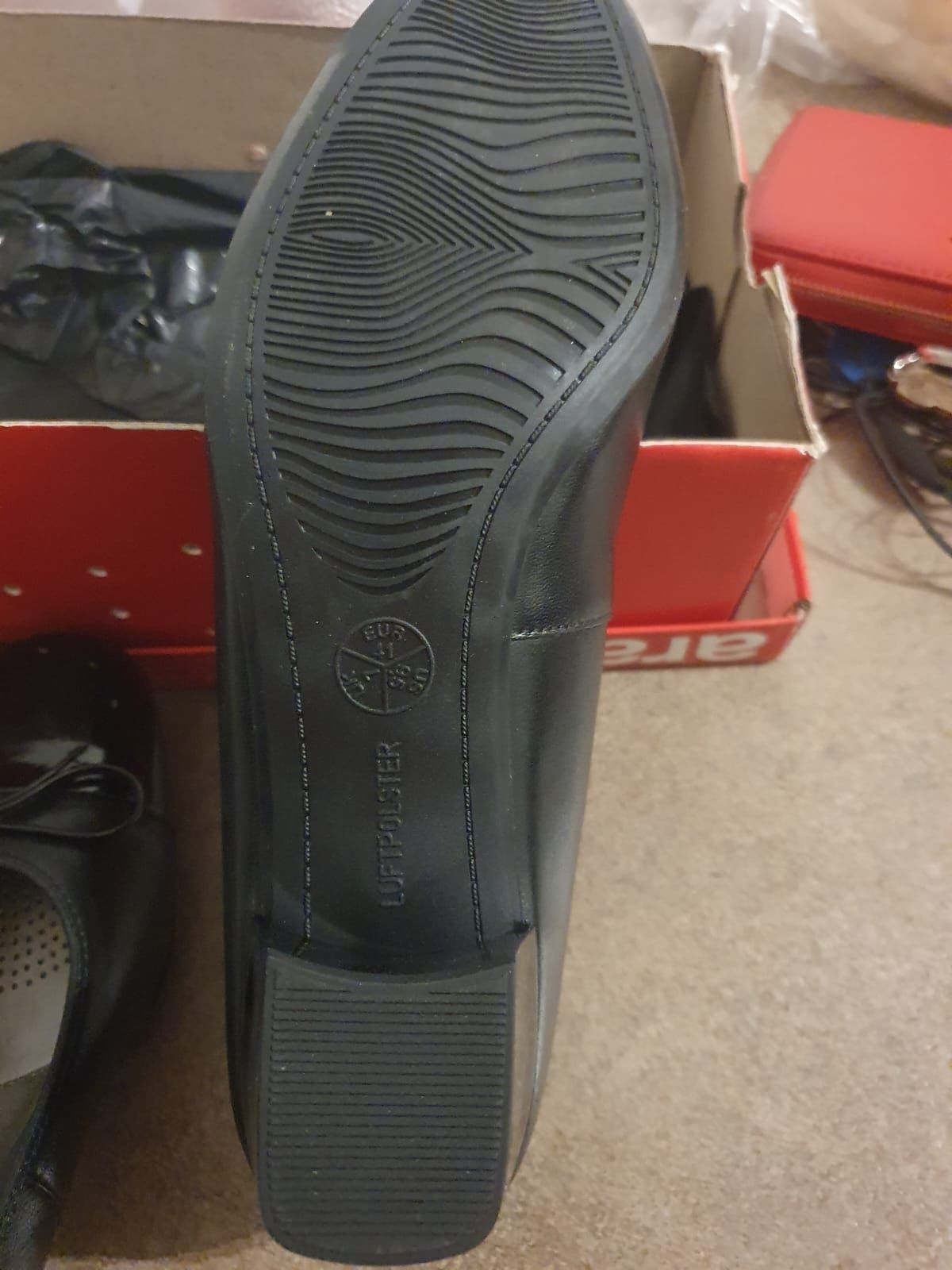 Pantofi ara dama