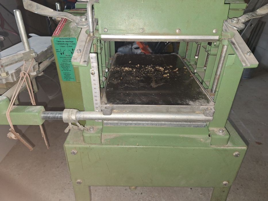 De vanzare Abric cu grosime