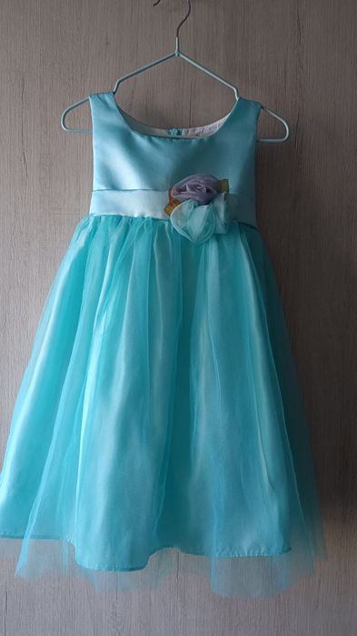 Платье детское, нарядное