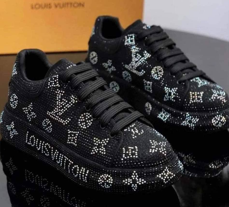 Adidaşi Louis Vuitton