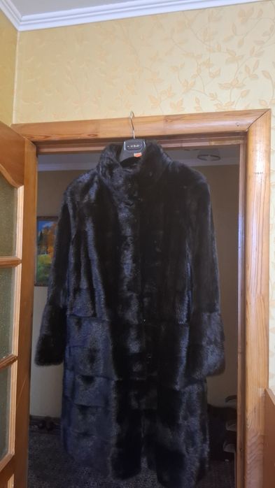 Шуба норковая.В идельном состоянии.Одевала раз 5.6