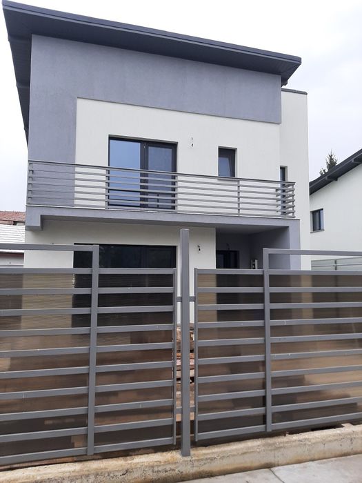 Casa Focsani-35% AvansParter+Etaj4Dormitoare,2Bai,Bucatarie OPEN-SPACE