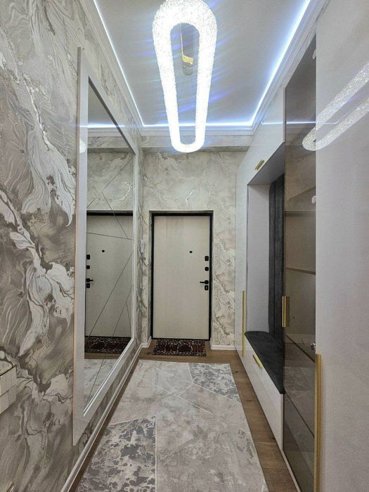 Квартира продаётся Чиланзар Ц новостройка 2/2/8 меб тех гор гаи