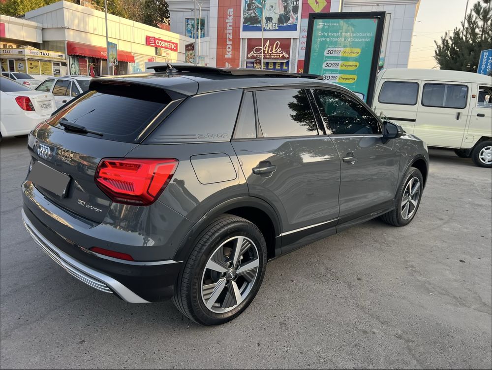 Audi Q2 E-Tron Electromobil