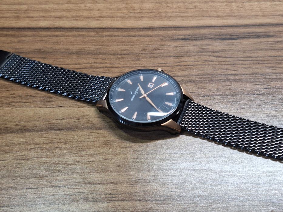 Часовници - Fossil, Orient, Daniel Klein, Daniel Hechter, Oozoo