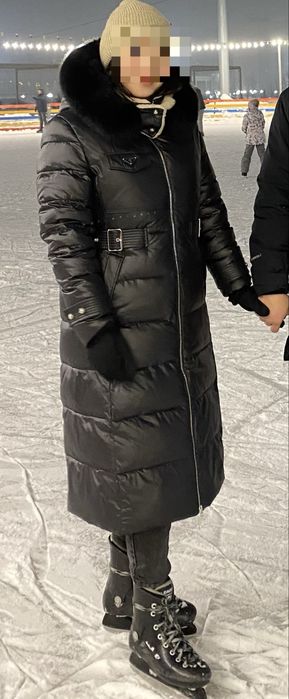 Продам зимний пуховик