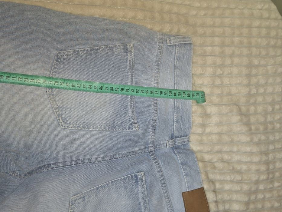 Vând blugi noi lefties, purtați 1 singură dată