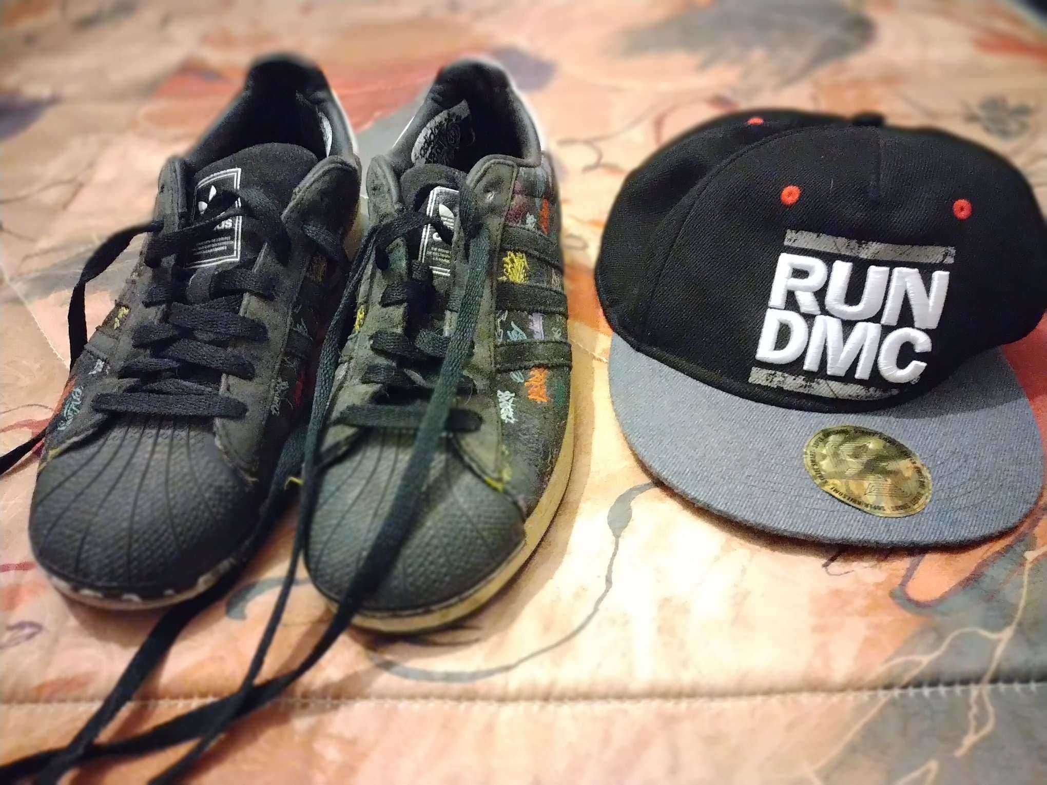 Маратонки и Суитчър Adidas бомбе ретро + Шапка RUN-DMC