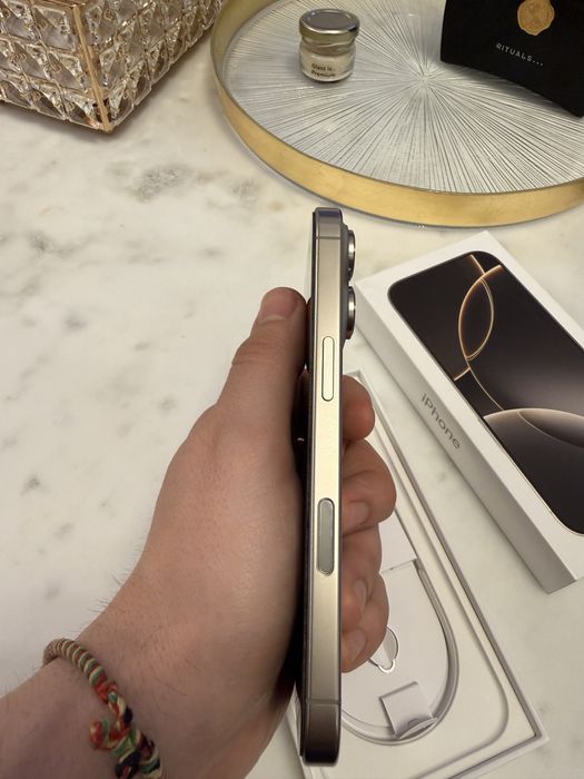 Iphone 16 pro 256GB 10/10