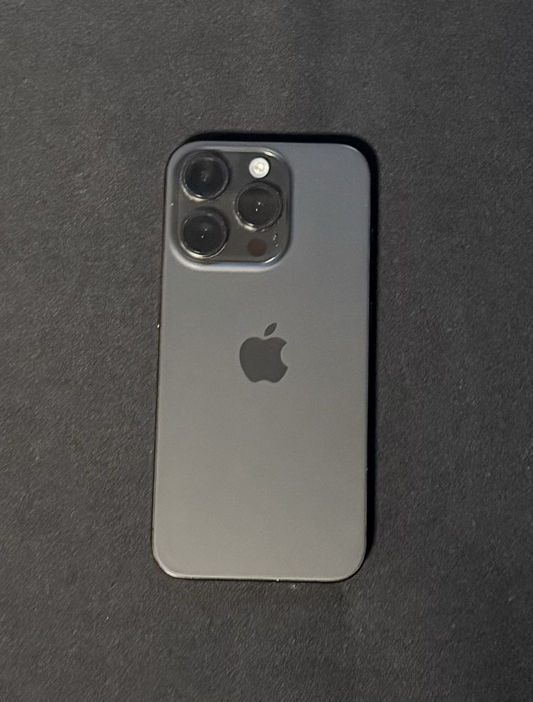 Apple Iphone 15 pro 512gb Black Titanium
