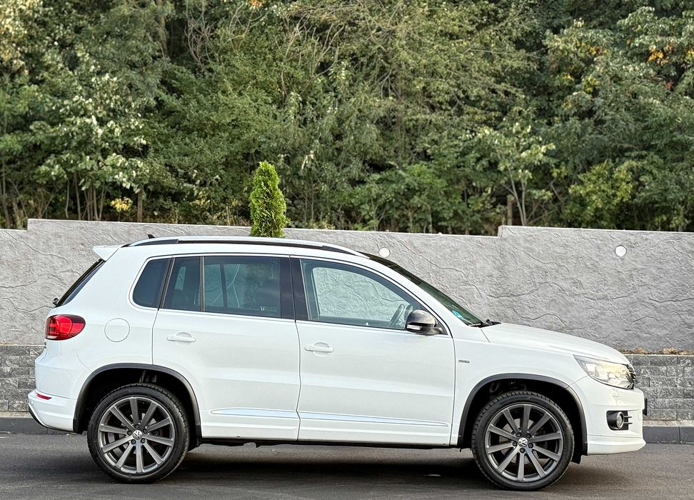 VW Tiguan R-line City Scape Edition 2015 Webasto Manual 177 CP Euro 5