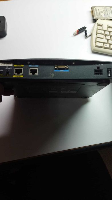 маршрутизатор Cisco 805